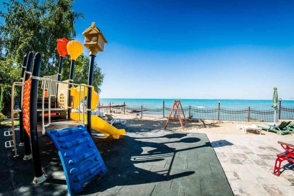 Messambria Fort Beach - Premium Apartments เอเลนีเต ภายนอก รูปภาพ